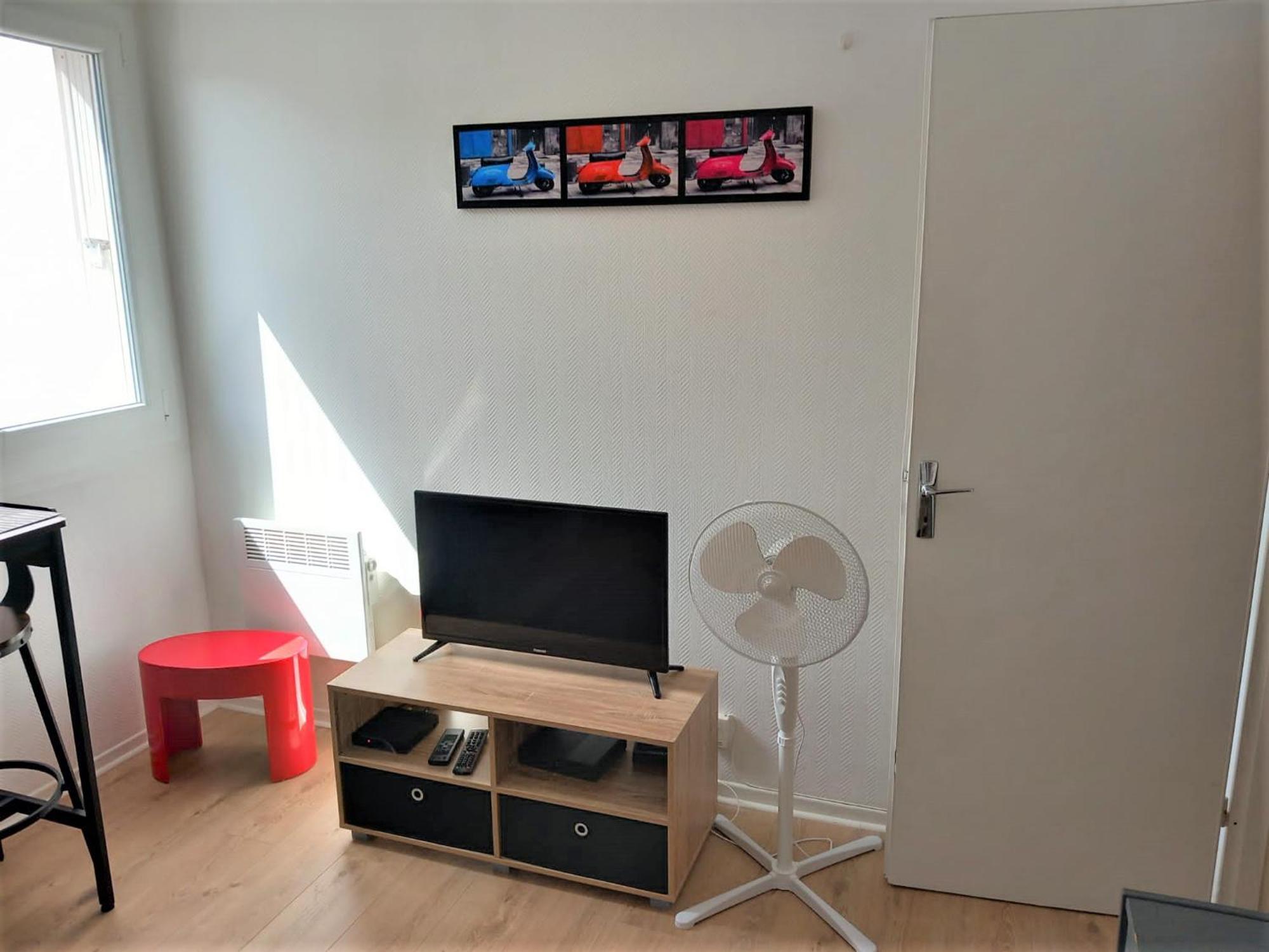 Le Zen -Studio Tout Equipe- Wifi Fibre- Centre Ville Avec Parking Тарб Экстерьер фото