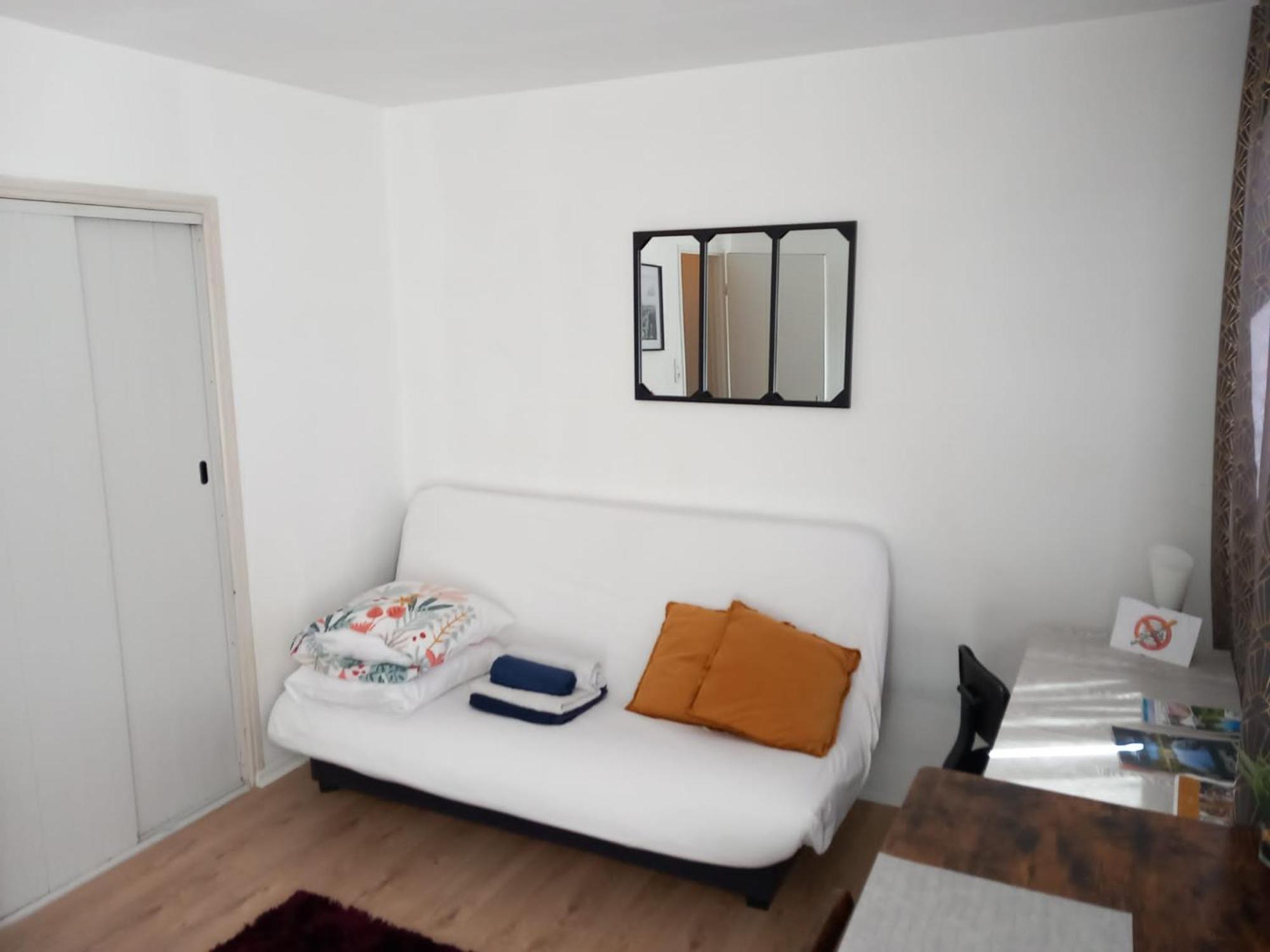 Le Zen -Studio Tout Equipe- Wifi Fibre- Centre Ville Avec Parking Тарб Экстерьер фото